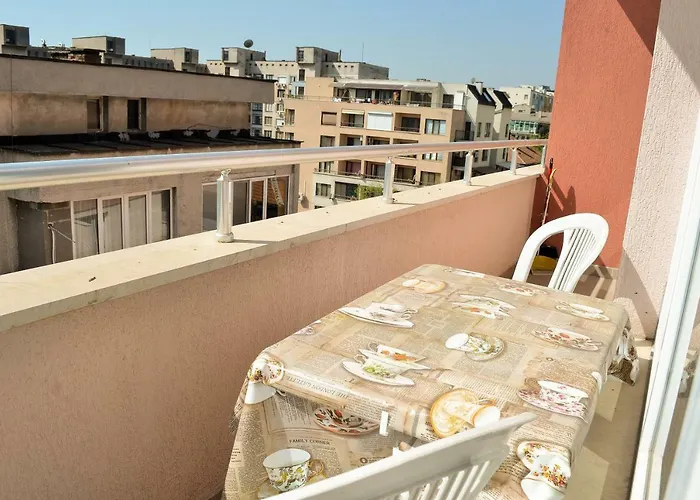 Апартаменты Central Apartment