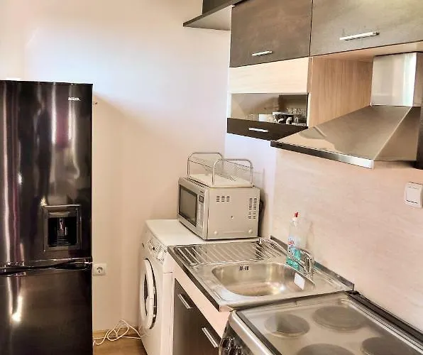 Central Apartment Апартаменты *