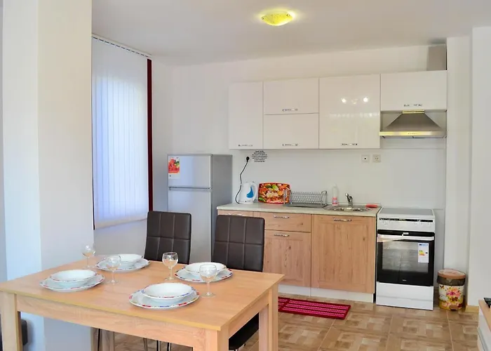 Central Apartment Апартаменты